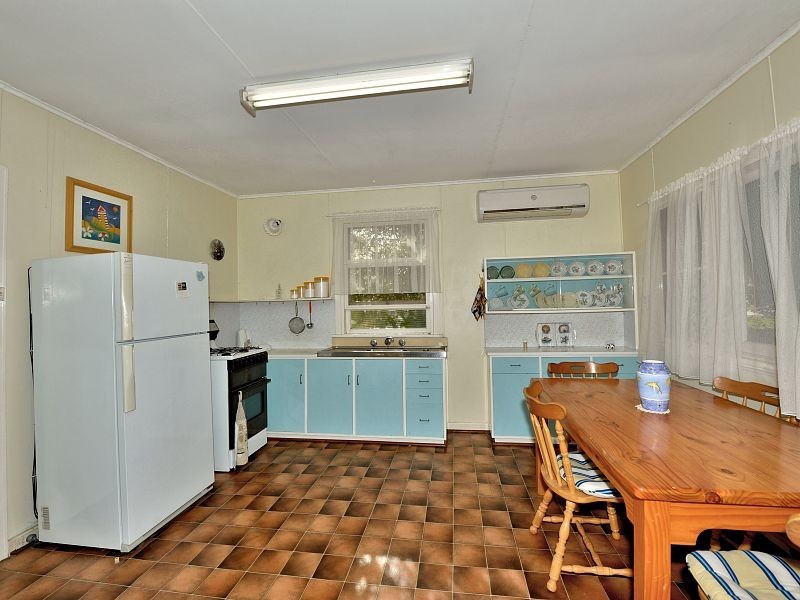 24 Shayne Street, Halls Head WA 6210