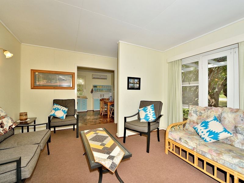 24 Shayne Street, Halls Head WA 6210