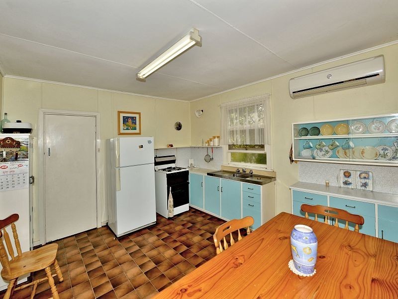 24 Shayne Street, Halls Head WA 6210