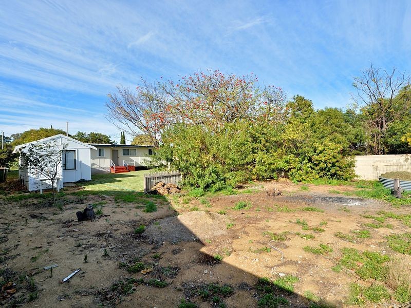 24 Shayne Street, Halls Head WA 6210