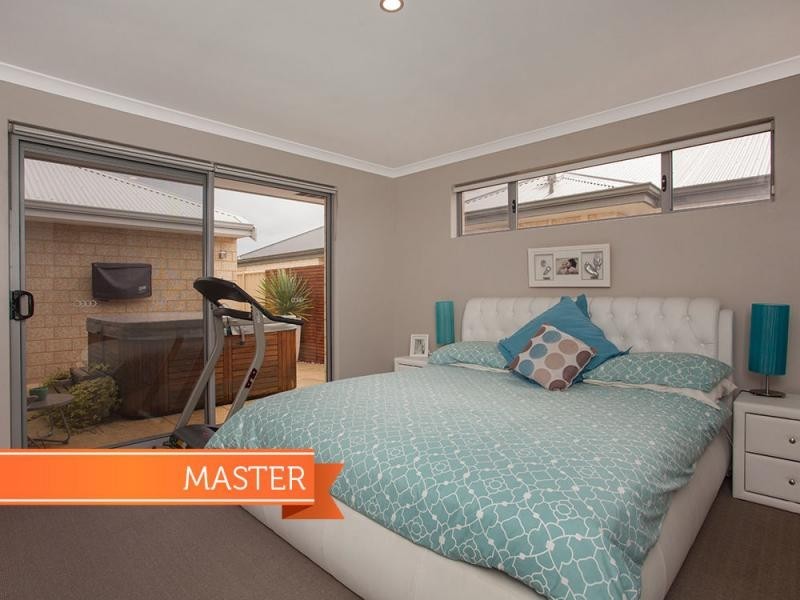 57 Rosinski Circle, Tapping WA 6065