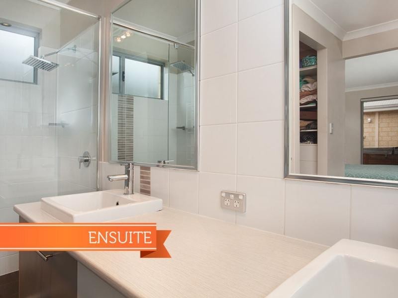 57 Rosinski Circle, Tapping WA 6065