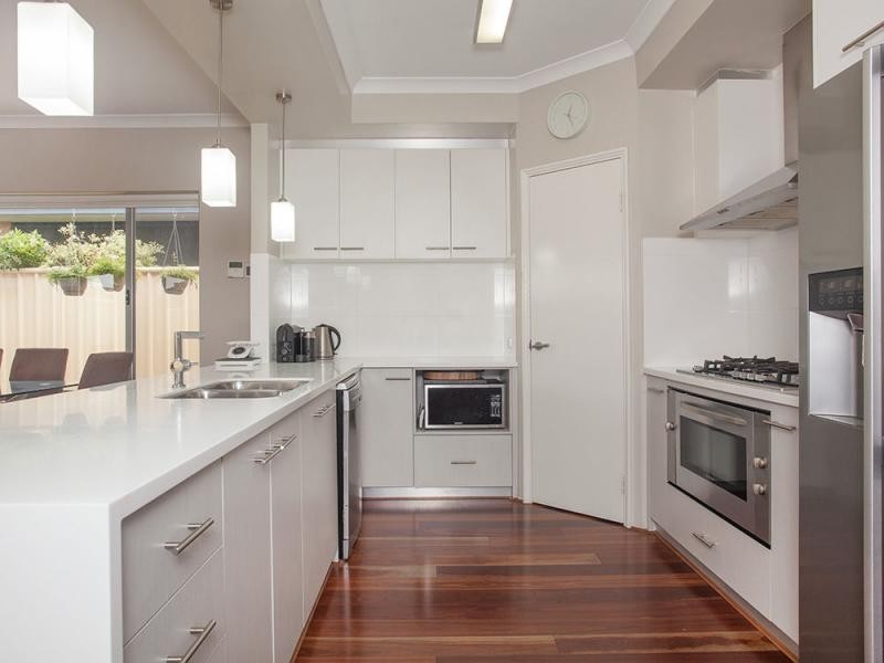 57 Rosinski Circle, Tapping WA 6065