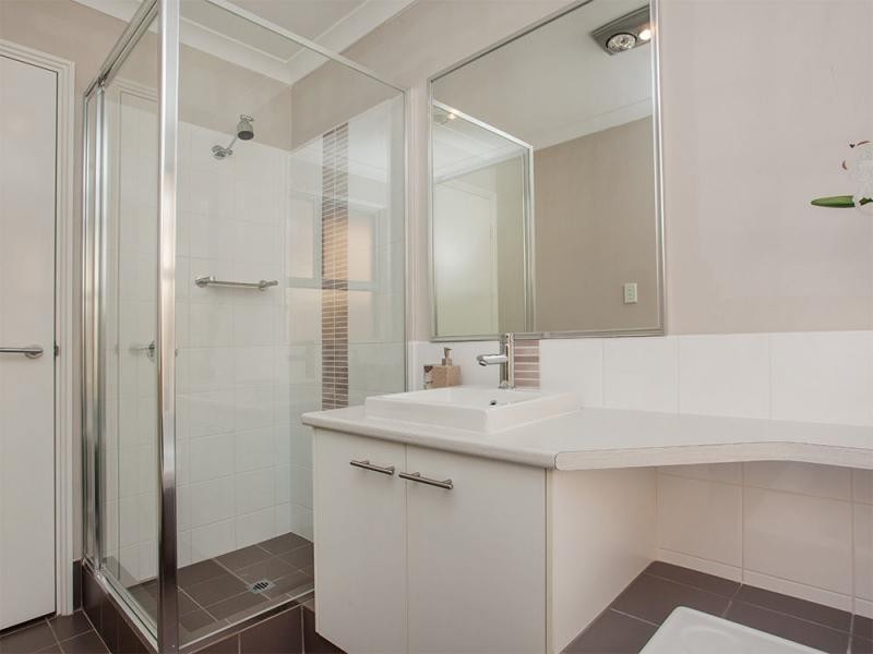 57 Rosinski Circle, Tapping WA 6065