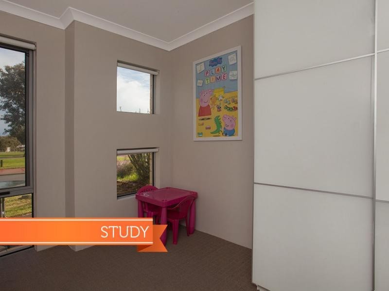 57 Rosinski Circle, Tapping WA 6065