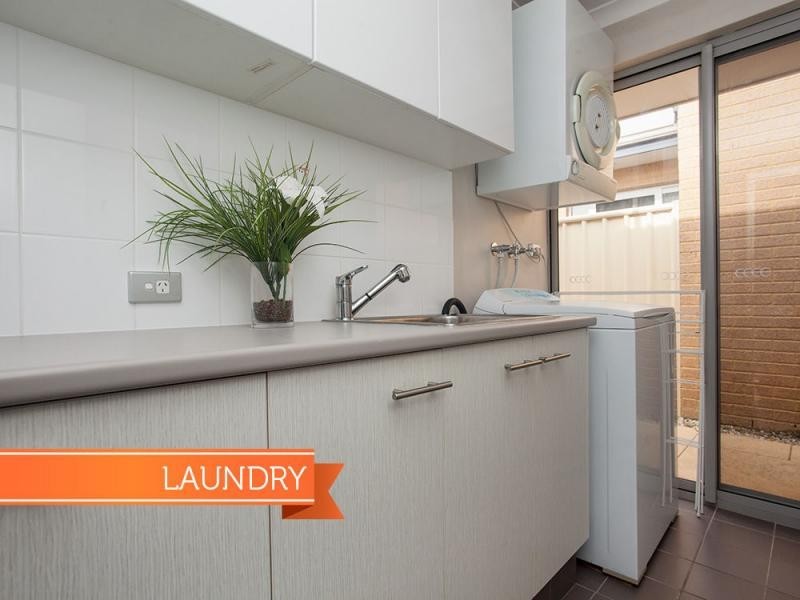 57 Rosinski Circle, Tapping WA 6065