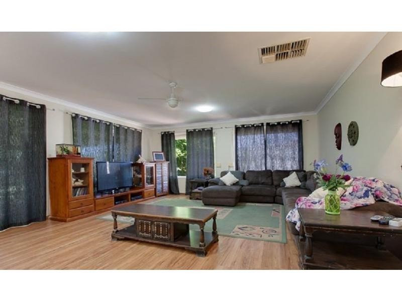 12 Ormond Place, Warnbro WA 6169