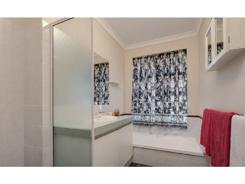 12 Ormond Place, Warnbro WA 6169