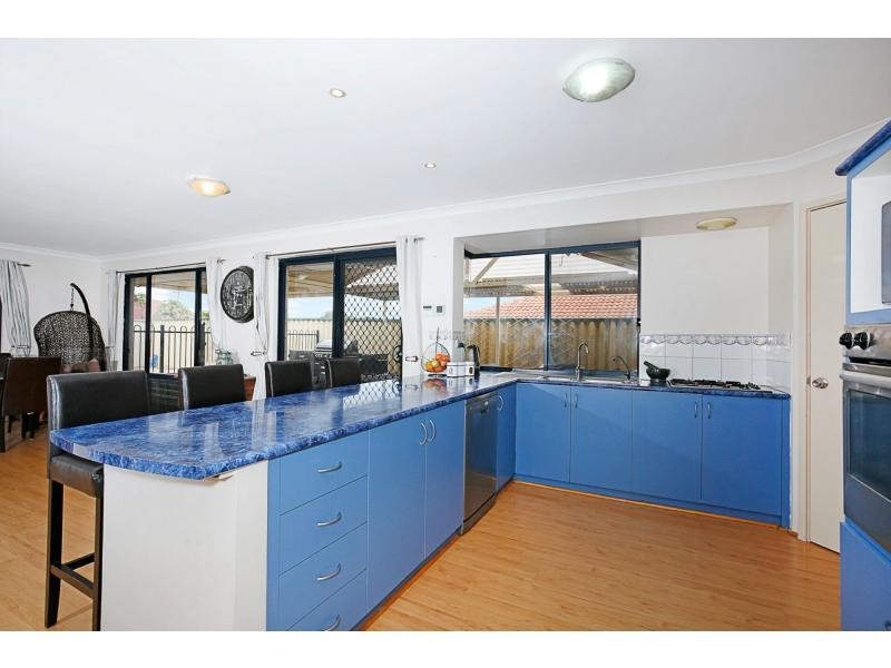 6 Carnoustie Gardens, Meadow Springs WA 6210