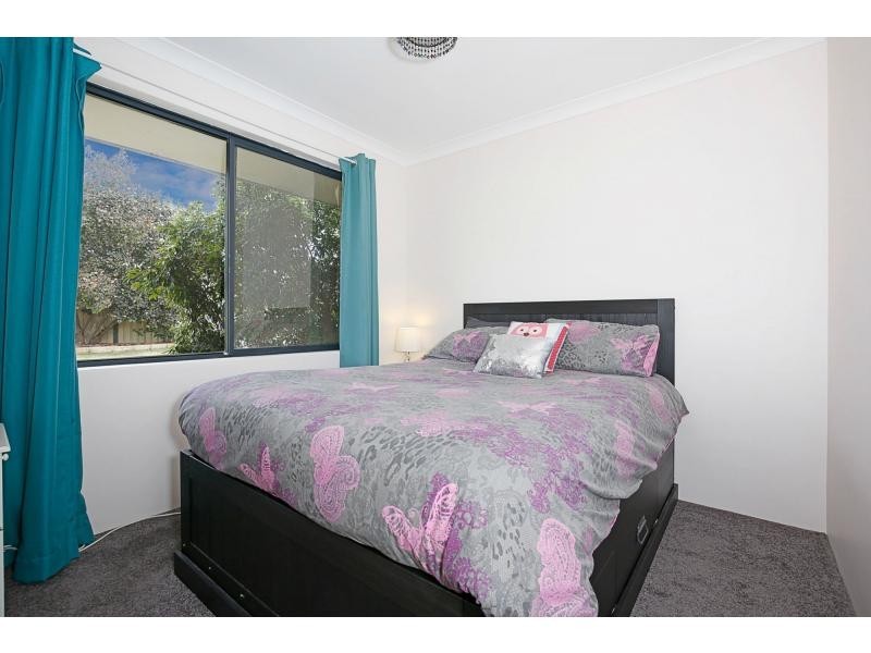 6 Carnoustie Gardens, Meadow Springs WA 6210