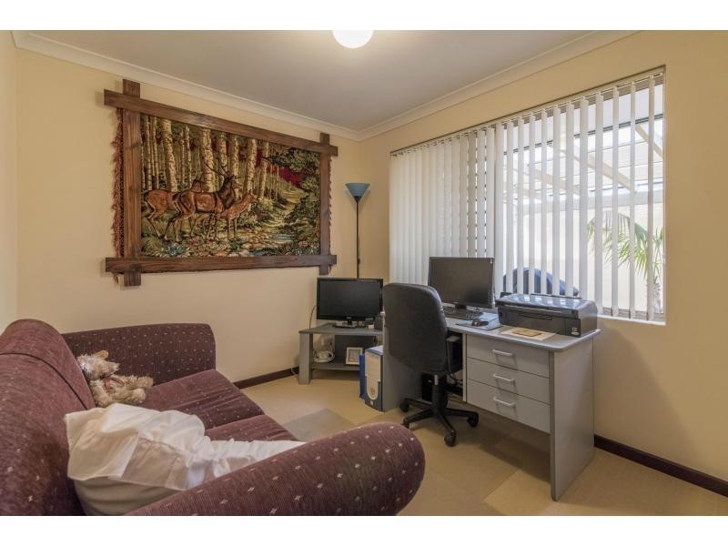 35 Bonanza Court, Huntingdale WA 6110