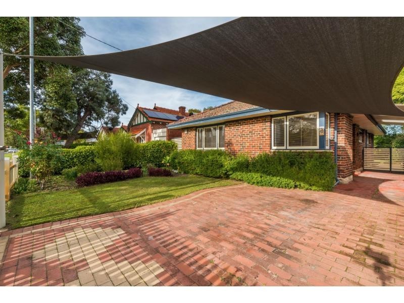 13 Gwenyfred Road, Kensington WA 6151