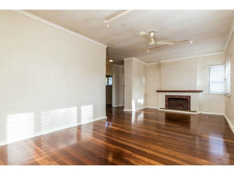 13 Gwenyfred Road, Kensington WA 6151