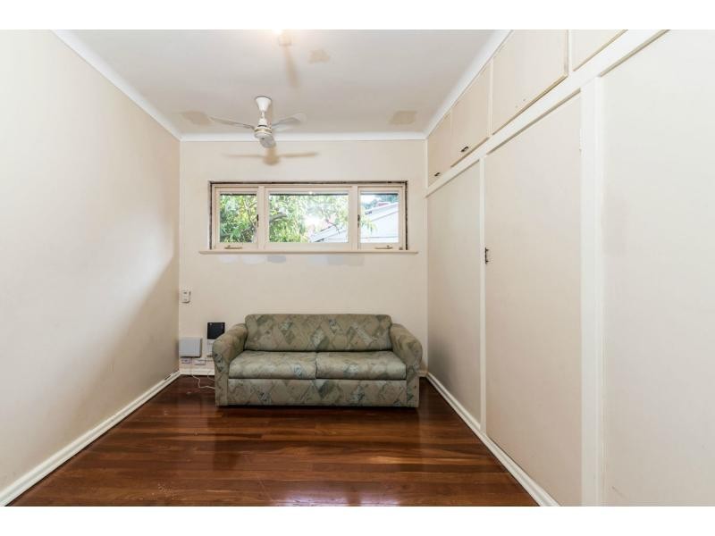 13 Gwenyfred Road, Kensington WA 6151