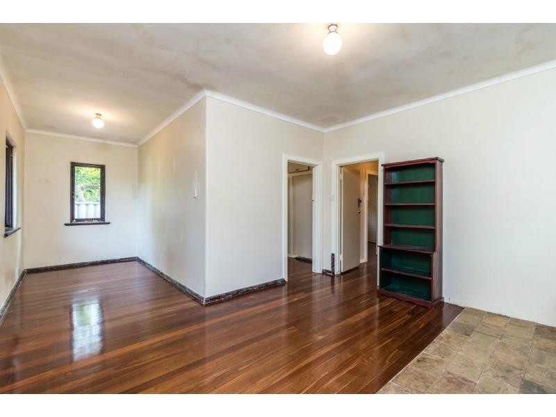 13 Gwenyfred Road, Kensington WA 6151