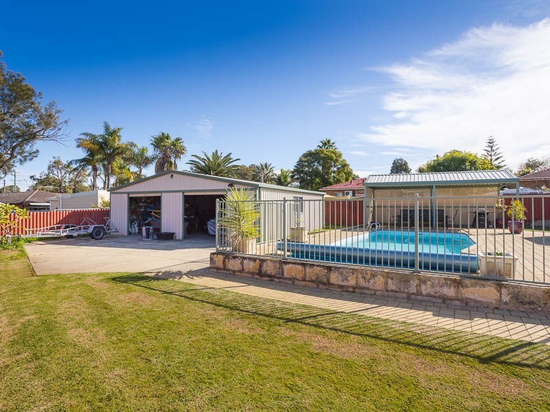 9 Crake Place, Yangebup WA 6164