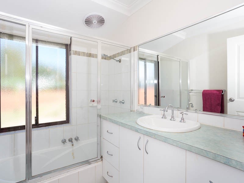 9 Crake Place, Yangebup WA 6164