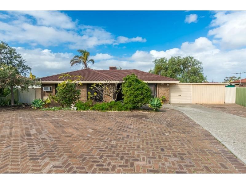 33 Deyoung Road, Craigie WA 6025