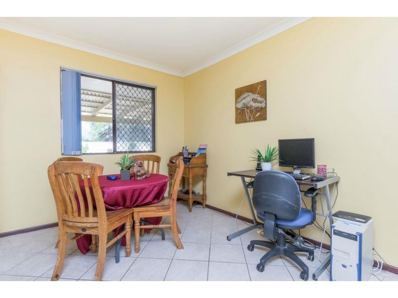33 Deyoung Road, Craigie WA 6025