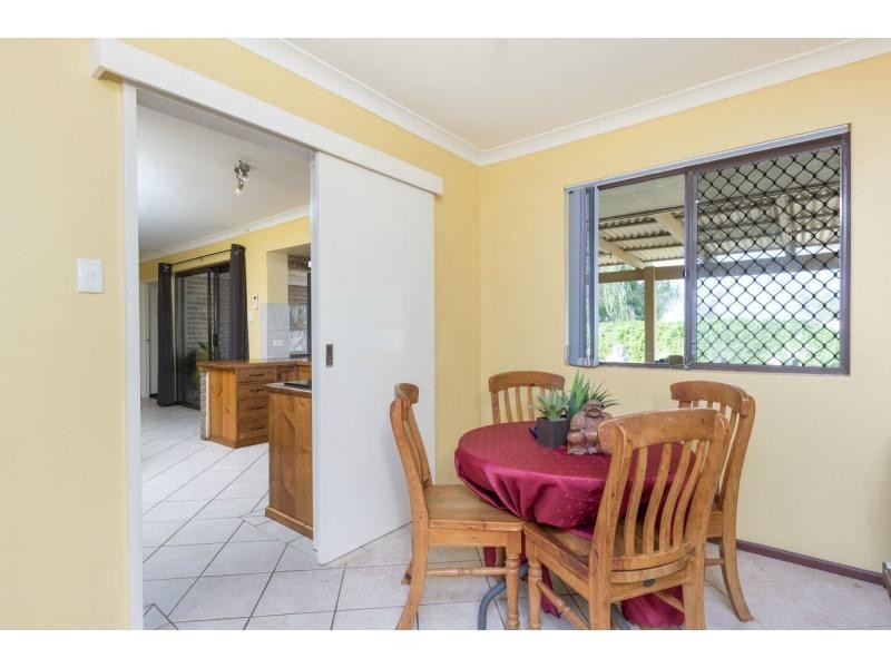 33 Deyoung Road, Craigie WA 6025