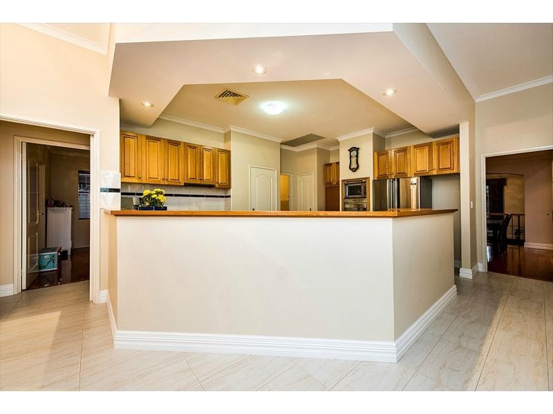 18 Monroe Retreat, Meadow Springs WA 6210