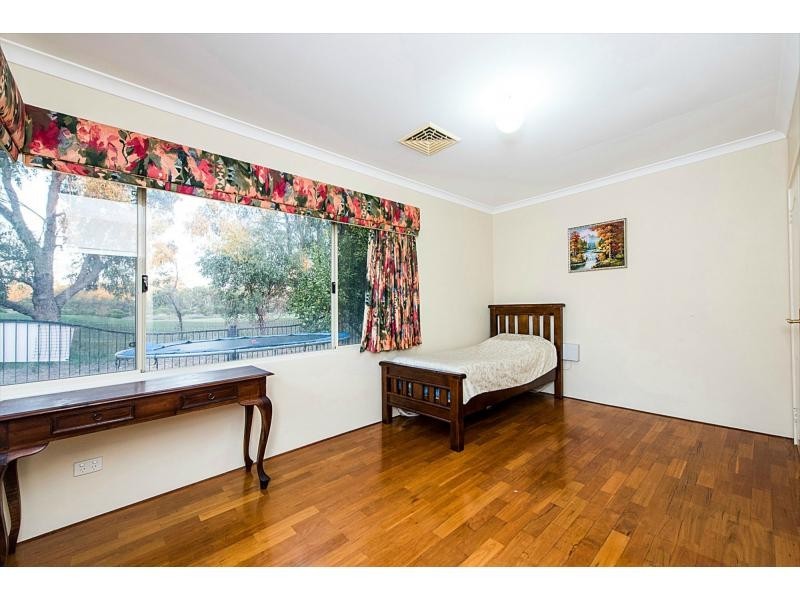 18 Monroe Retreat, Meadow Springs WA 6210