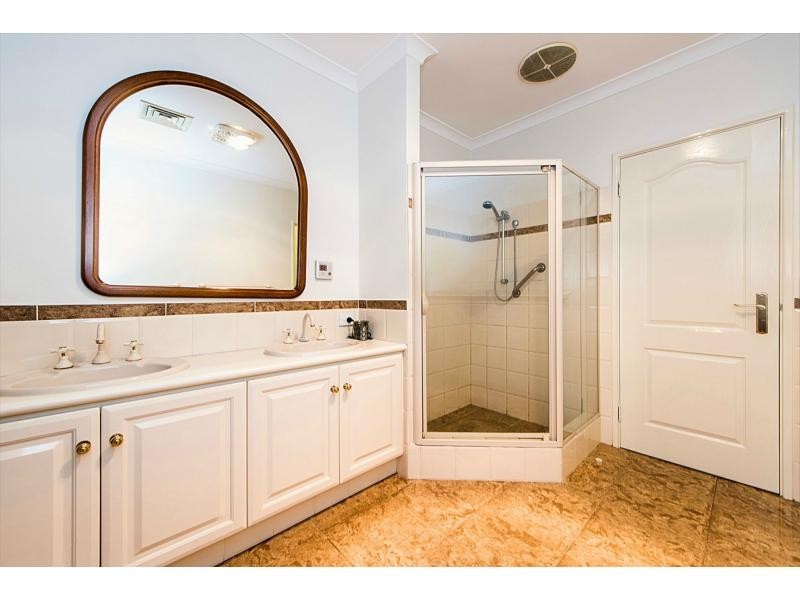 18 Monroe Retreat, Meadow Springs WA 6210