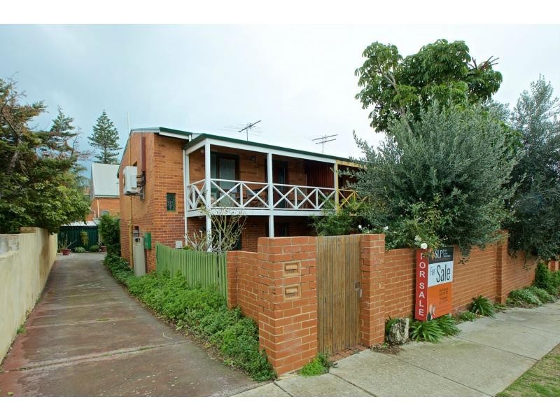 3D Swanbourne Street, Fremantle WA 6160