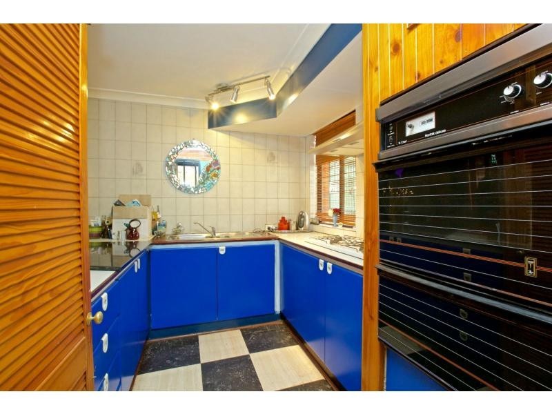3D Swanbourne Street, Fremantle WA 6160