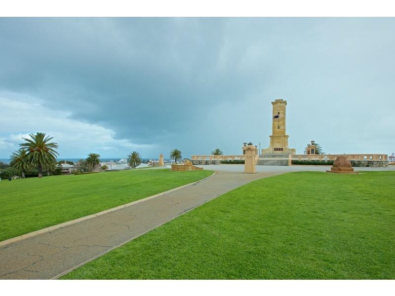 3D Swanbourne Street, Fremantle WA 6160