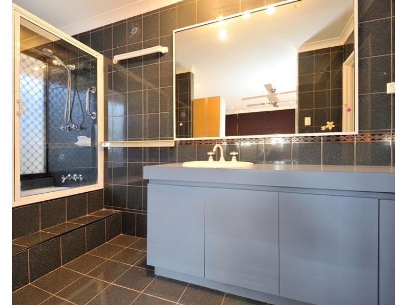 9 Birkdale Court, Cooloongup WA 6168