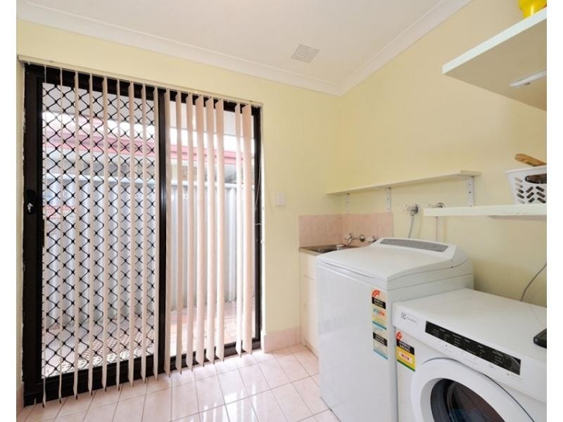 9 Birkdale Court, Cooloongup WA 6168