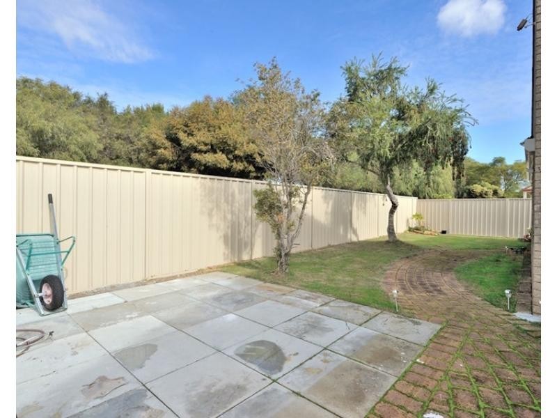 9 Birkdale Court, Cooloongup WA 6168
