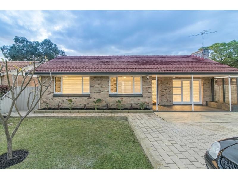 17 Newburn Road, High Wycombe WA 6057