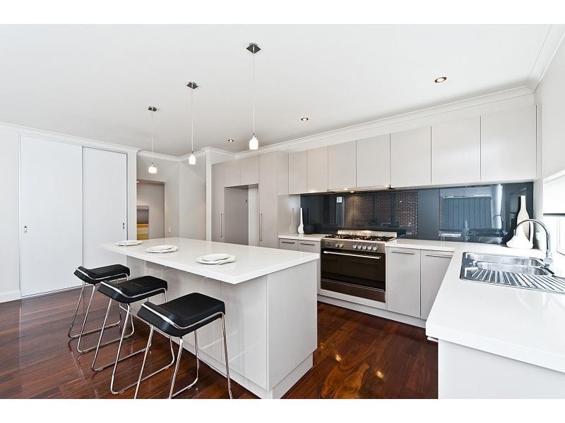 56b Crowther Street, Bayswater WA 6053