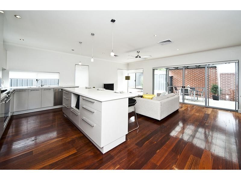 56b Crowther Street, Bayswater WA 6053