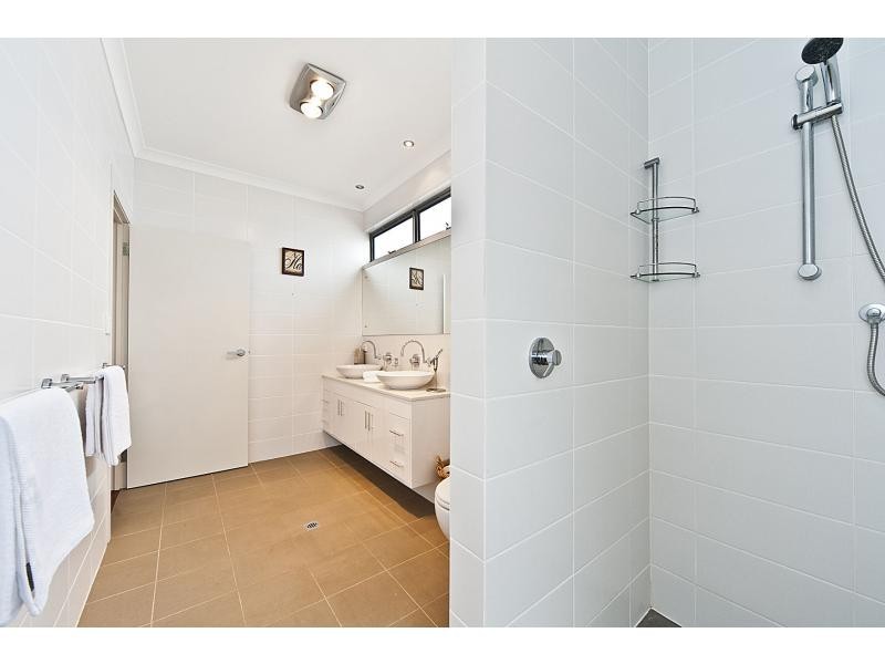 56b Crowther Street, Bayswater WA 6053