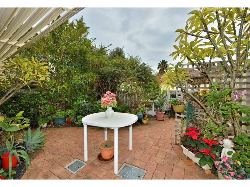 1/60 Sutton Street, Mandurah WA 6210