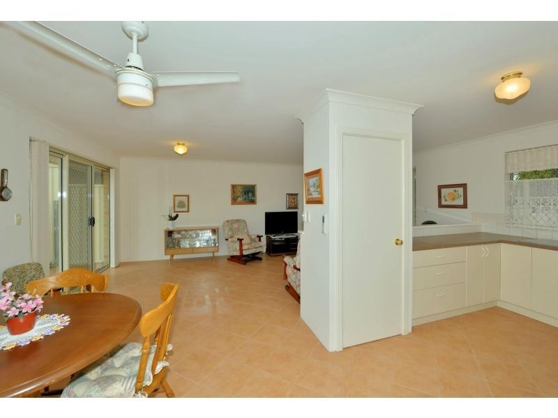 2/60 Sutton Street, Mandurah WA 6210