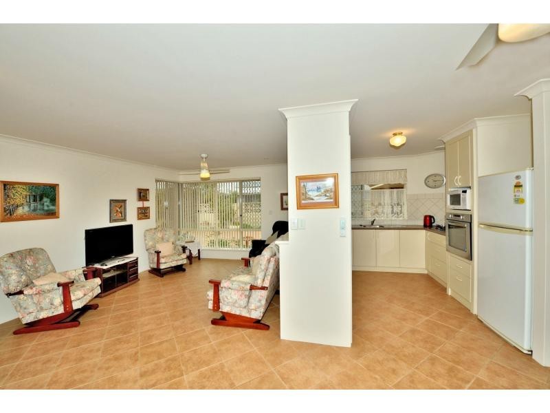 2/60 Sutton Street, Mandurah WA 6210