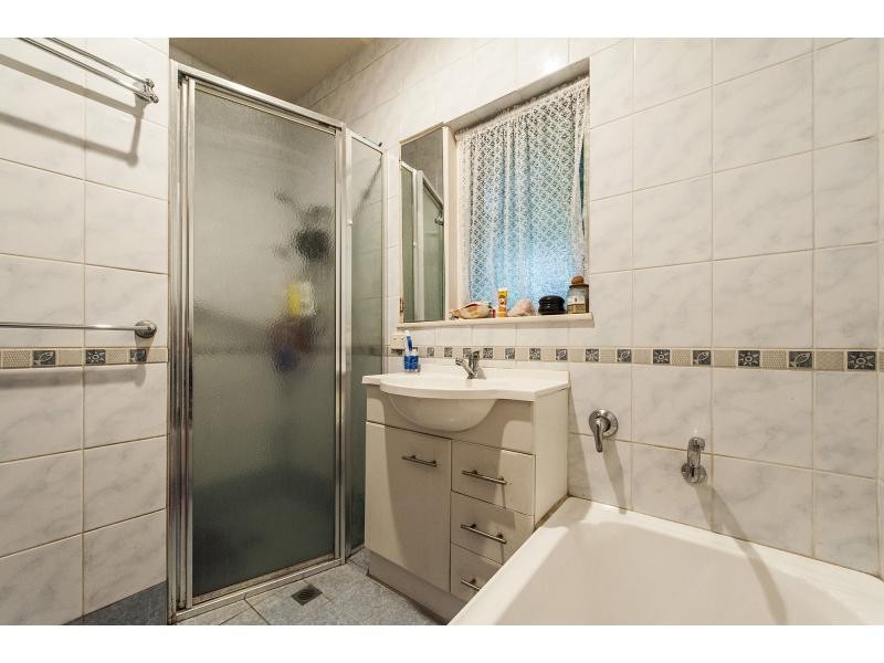 8 Mead Street, Byford WA 6122