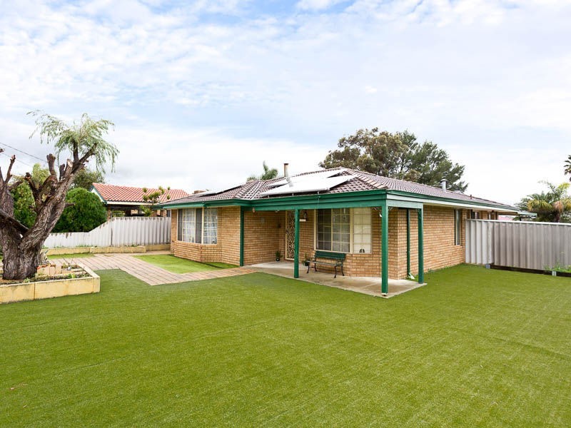 68 Elderberry Drive, South Lake WA 6164