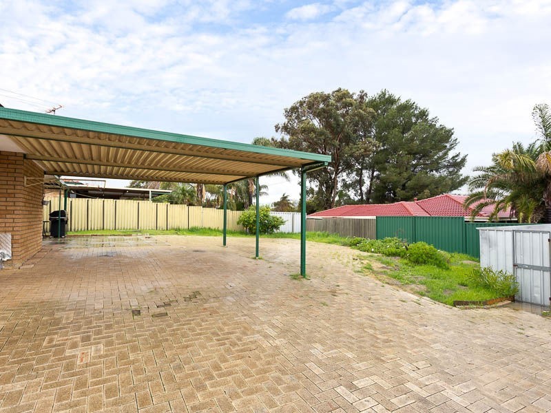 68 Elderberry Drive, South Lake WA 6164