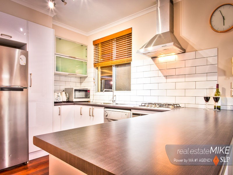 37 Allinson Drive, Girrawheen WA 6064