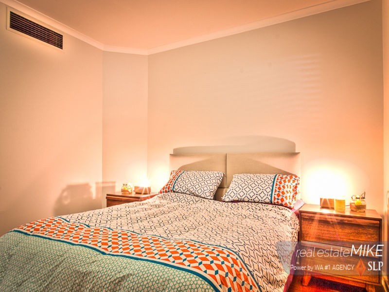 37 Allinson Drive, Girrawheen WA 6064