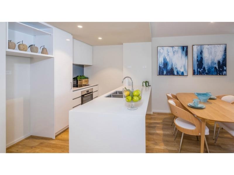 25/13 O’connor Close, North Coogee WA 6163