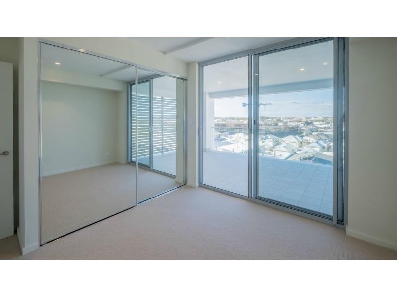 25/13 O’connor Close, North Coogee WA 6163