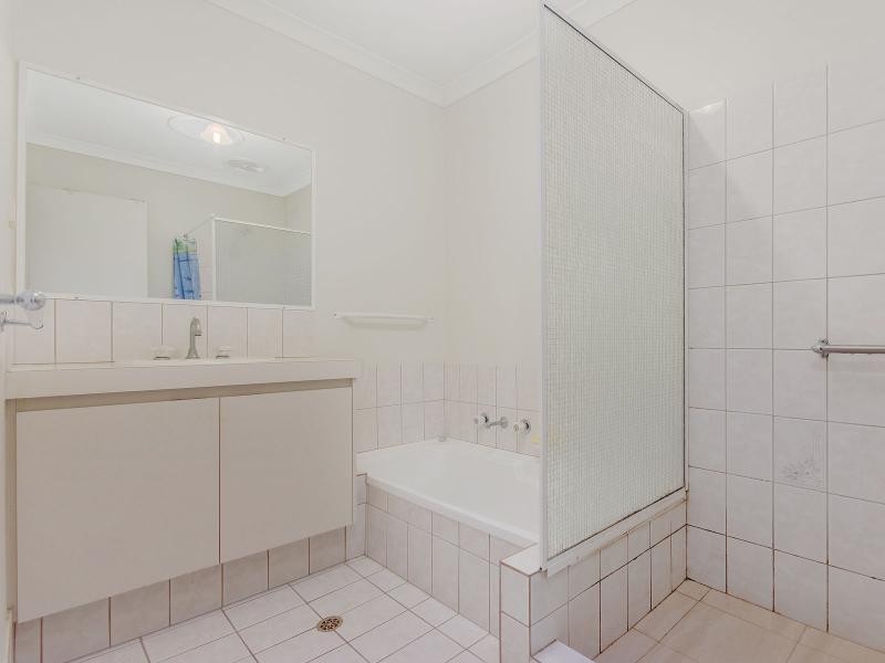 2/2 Edmonds Cove, Safety Bay WA 6169