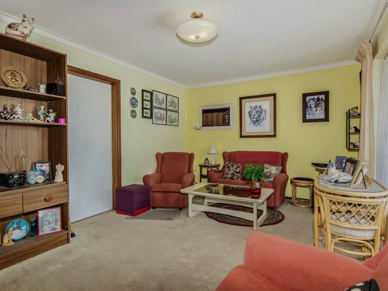 44 Adamson Road, Parmelia WA 6167