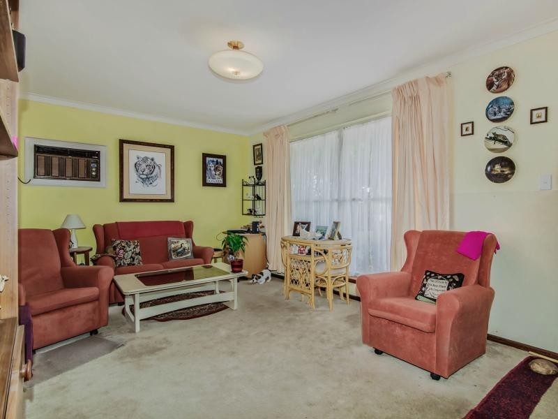 44 Adamson Road, Parmelia WA 6167